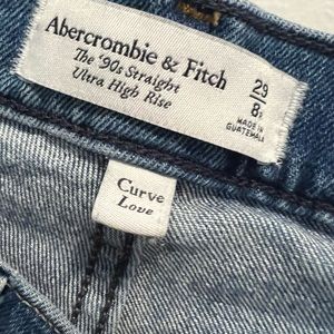 Abercrombie 90’s straight ultra high rise jeans